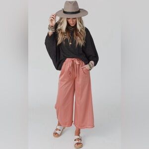 Three Birds Nest Wide-Leg Crop Pants Front Pockets Size Large Inseam 24.5”